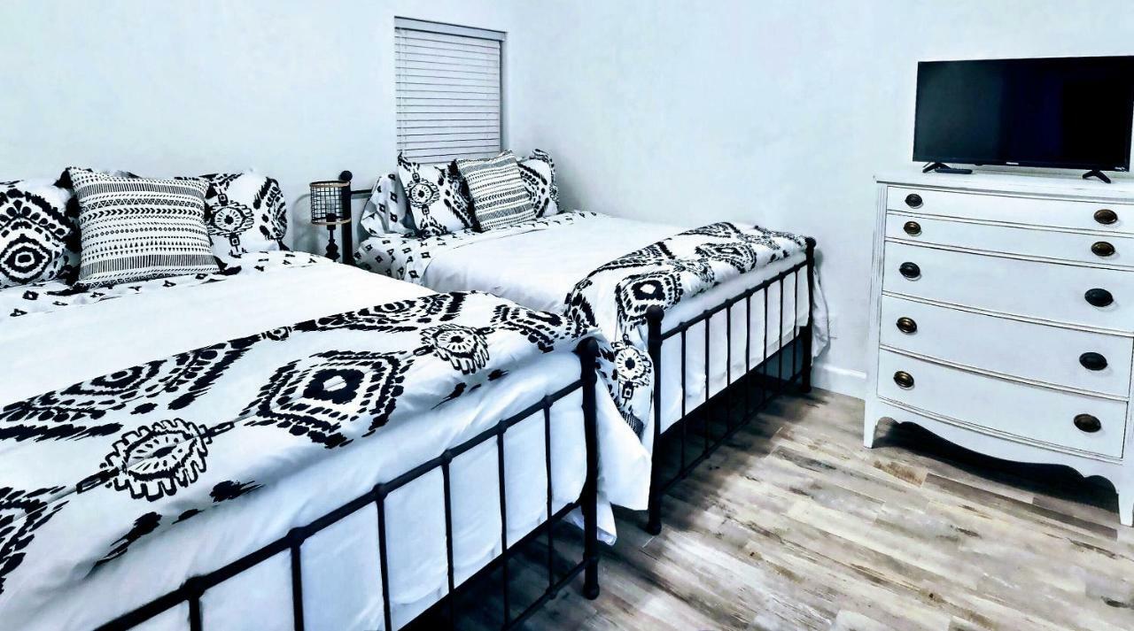 Barefoot Bliss - Beachfront Condo - Sleeps 12 Panama City Beach Eksteriør bilde