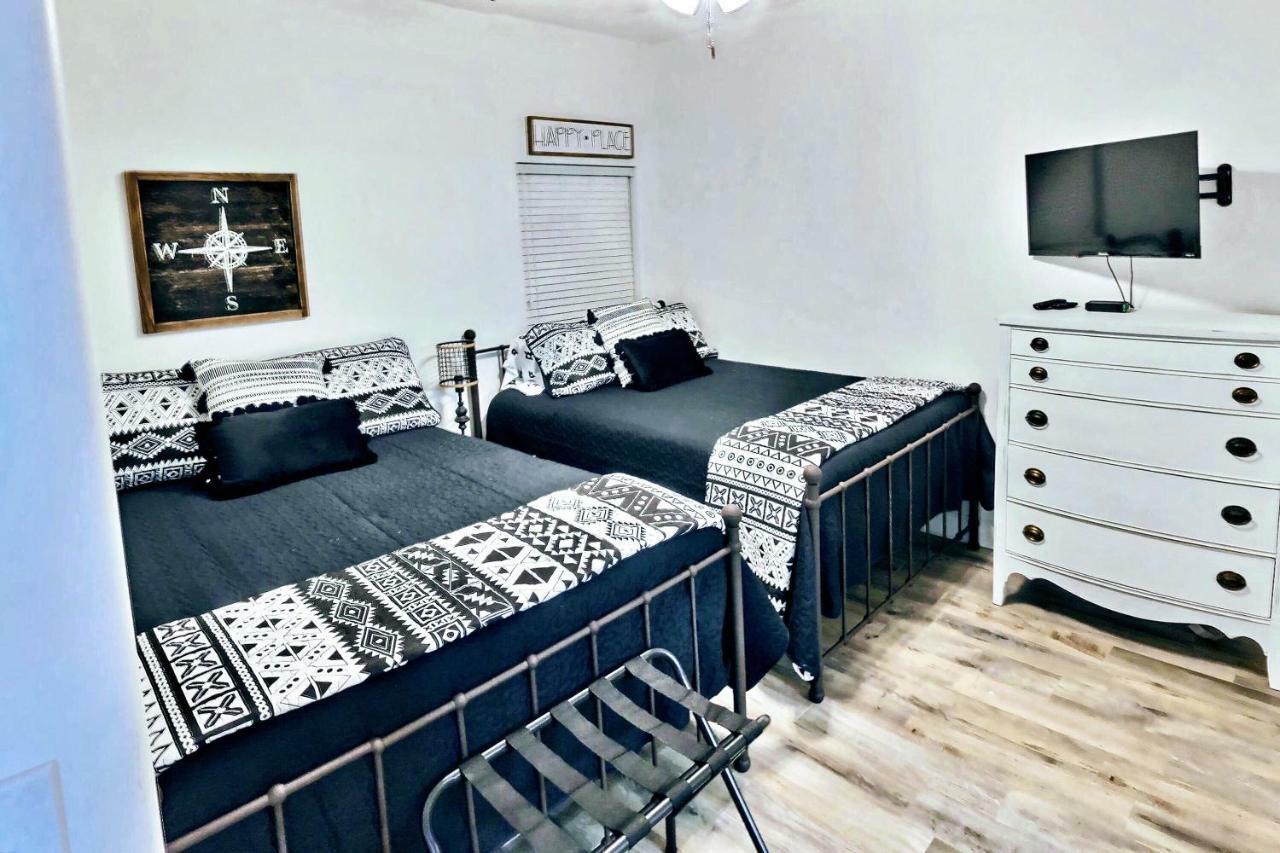 Barefoot Bliss - Beachfront Condo - Sleeps 12 Panama City Beach Eksteriør bilde