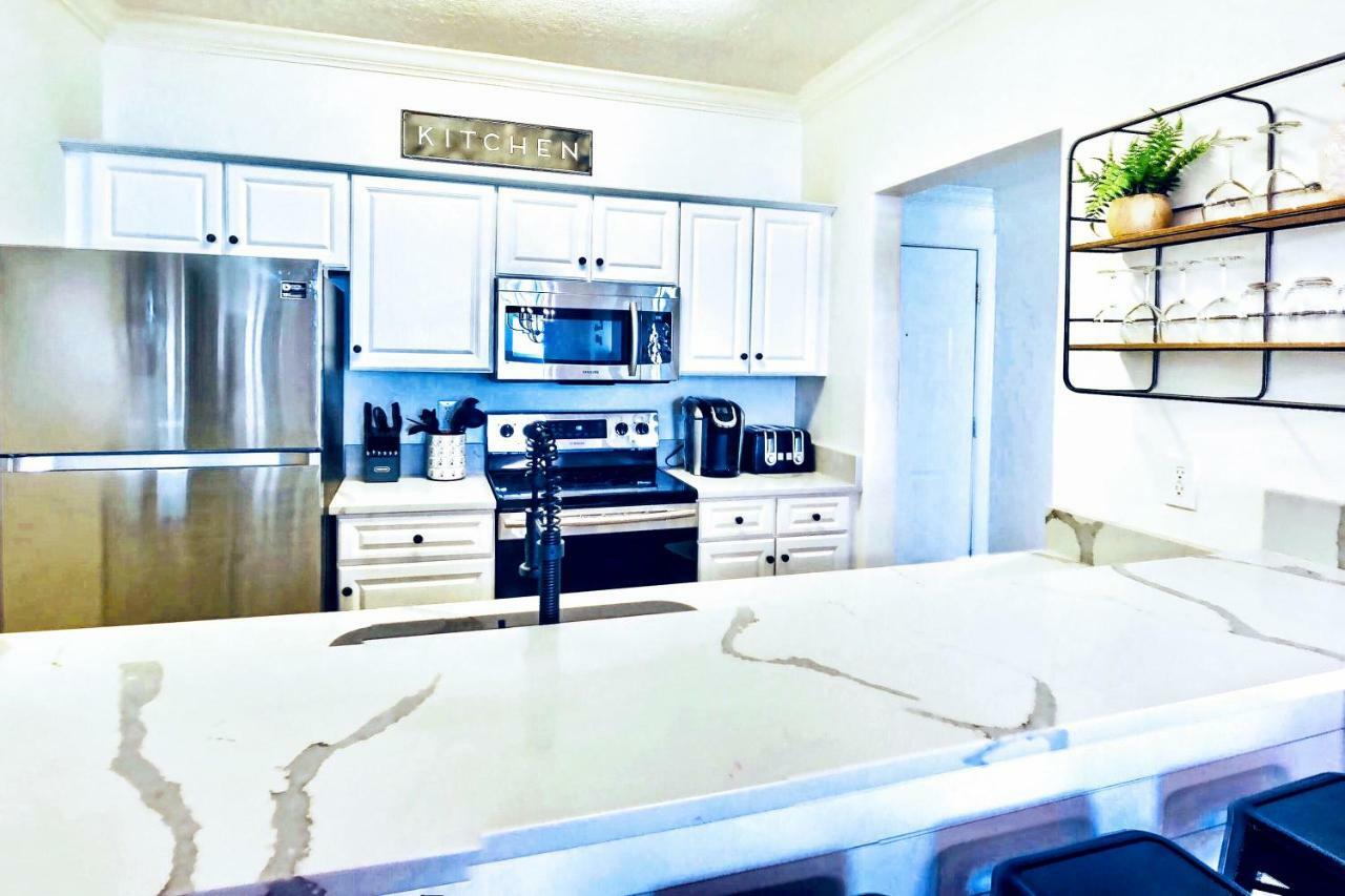 Barefoot Bliss - Beachfront Condo - Sleeps 12 Panama City Beach Eksteriør bilde